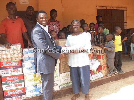 Fred Numah Making The Donation Fred Numah Making The Donation